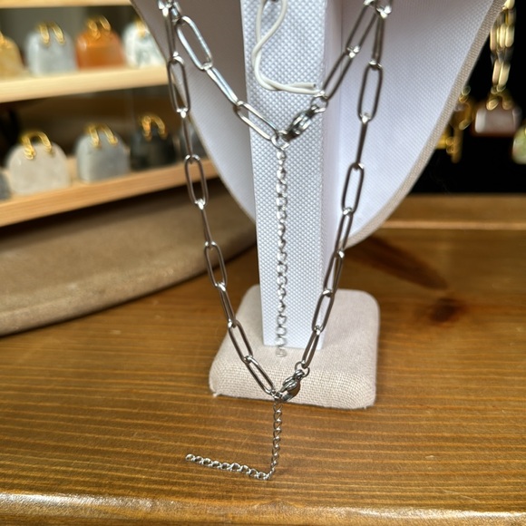 Chic Silver Necklace with Heart and Lock Charms - Picture 5 of 5